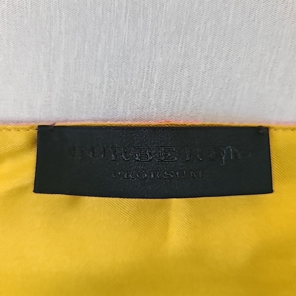 Vintage Burberry's Prorsum Equestrian Double Sided Scarf 39 long 8 wide - Picture 2 of 9